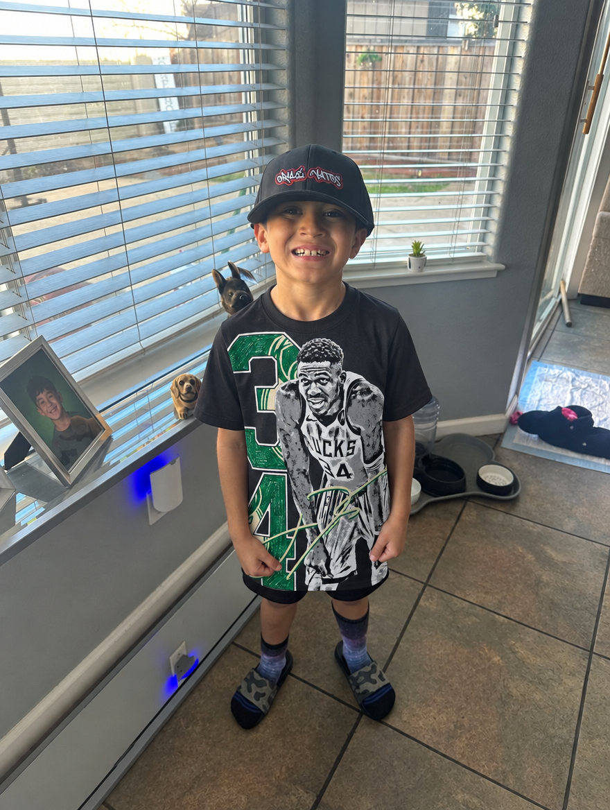 Customer wearing GIANNIS ANTETOKOUNMPO