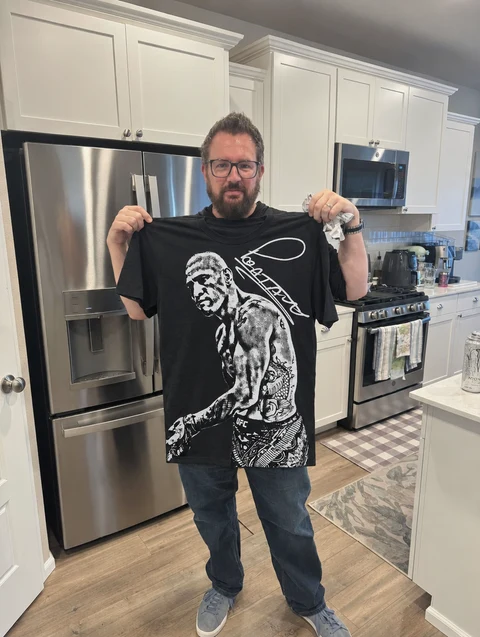 Real customer wearing the ALEX PEREIRA II tee